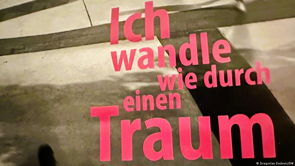 Plakat: Hodam kao u snu