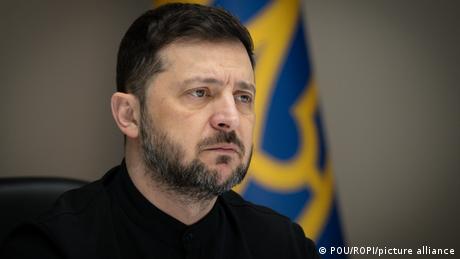 Neuwahlen in der Ukraine sind möglich, wenn die Sicherheit gewährleistet wird – so der ukrainische Präsident Wolodymyr Selenskyj (Archivbild) Neuwahlen in der Ukraine sind möglich, wenn die Sicherheit gewährleistet wird – so der ukrainische Präsident Wolodymyr Selenskyj (Archivbild)