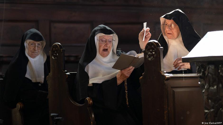 Austria: Rebel nuns reject Church's offer in convent dispute – DW – 11