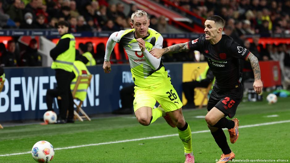 Bundesliga-Dortmund-gewinnt-Verfolgerduell-in-Leverkusen