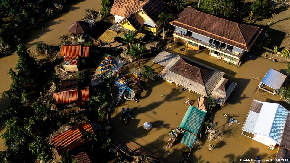 تھائی لینڈ میں سیلاب نے انتالیس لاکھ لوگوں کو متثر کیا ہے