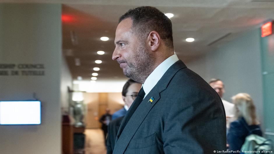 Єрмак поновив право на адвокатську діяльність