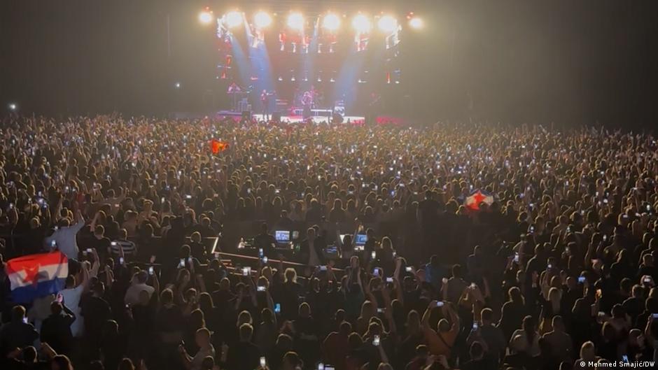 Zastave Jugoslavije na koncertu Bijelog dugmea u Diseldorfu