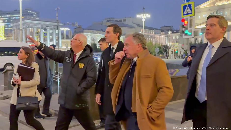 Ukraine updates: US envoy Witkoff meeting Putin in Moscow  DW  12/02/2025