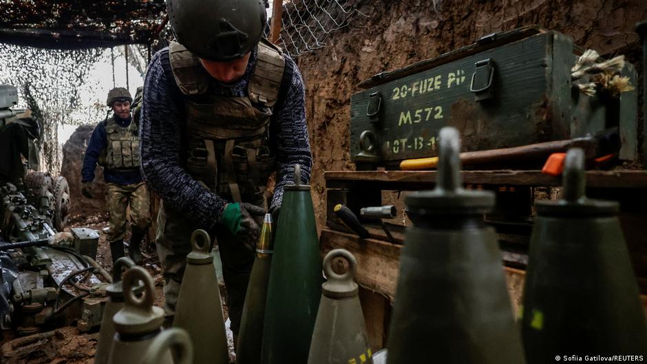 Ukraine: Germany says Russia resisting negotiated peace  DW  12/03/2025