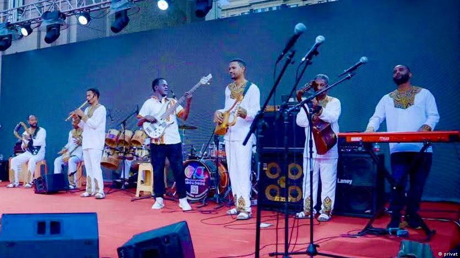 "በ11 ዓመቴ ሙዚቃ በደንብ እጫወት ነበር" የሙዚቃ መሣሪያ ተጫዋችና አቀናባሪ አሰፋ ዳኜ