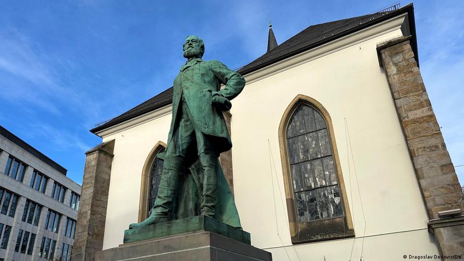 Spomenik Alfredu Krupu