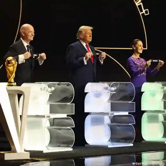 World Cup 2026 draw: Germany get Curacao, Trump wins prize – DW – 12/05/2025