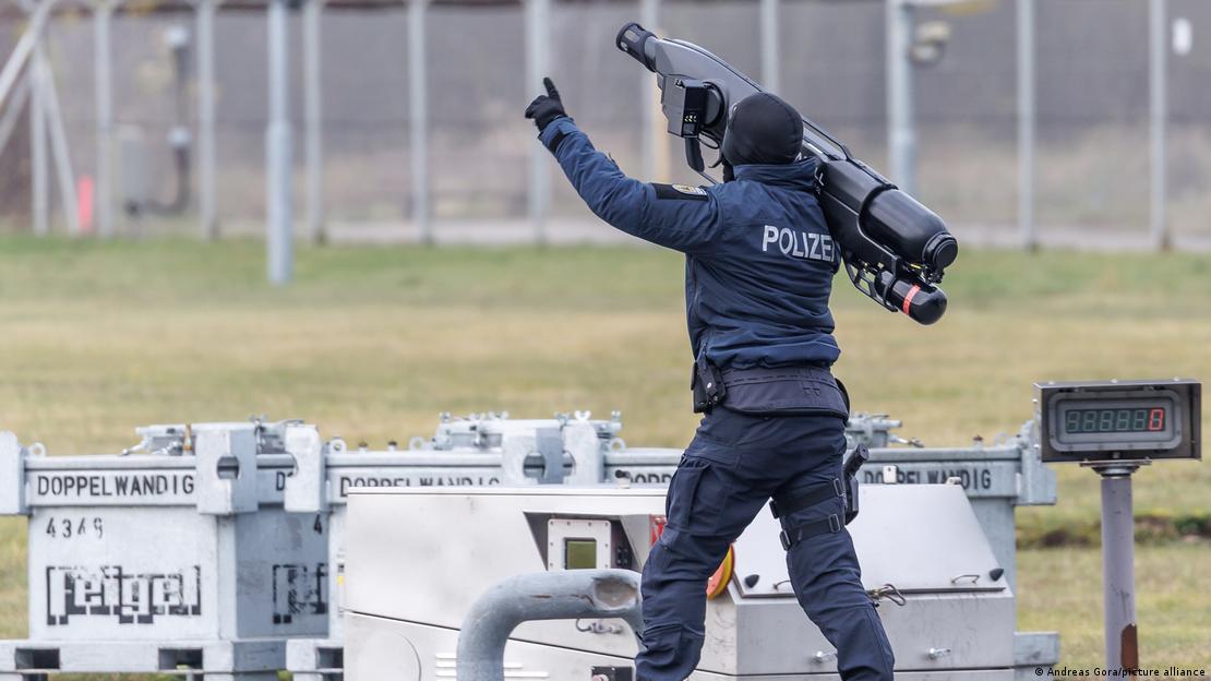 Federal Polis'in yeni insansız hava aracı savunma birimi, Berlin yakınlarındaki Ahrensfelde'de konuşlandırıldı