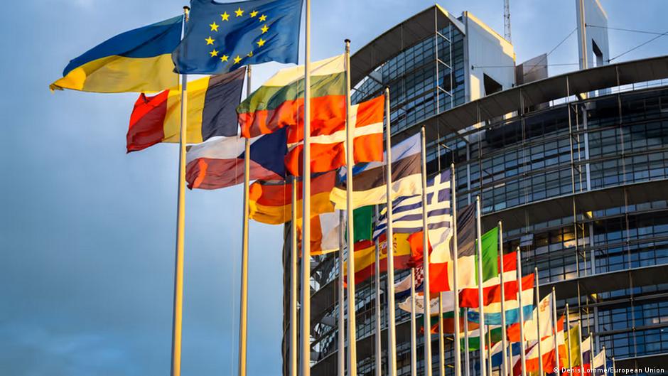 Не лише Угорщина Орбана. Хто та чому боїться вступу України до ЄС