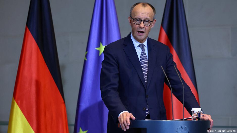 Friedrich Merz başbakanlığındaki Alman hükümeti, Türkiye'ye DW Türkçe muhabiri Alican Uludağ'ın derhal serbest bırakılması çağrısında bulundu

"Türkiye'de gazeteciler özgürce çalışmalı"