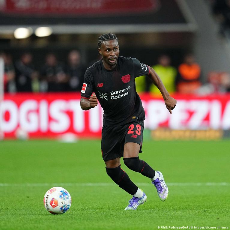 الدوري الألماني.. ليفركوزن وفرانكفورت يستعيدان توازنهما