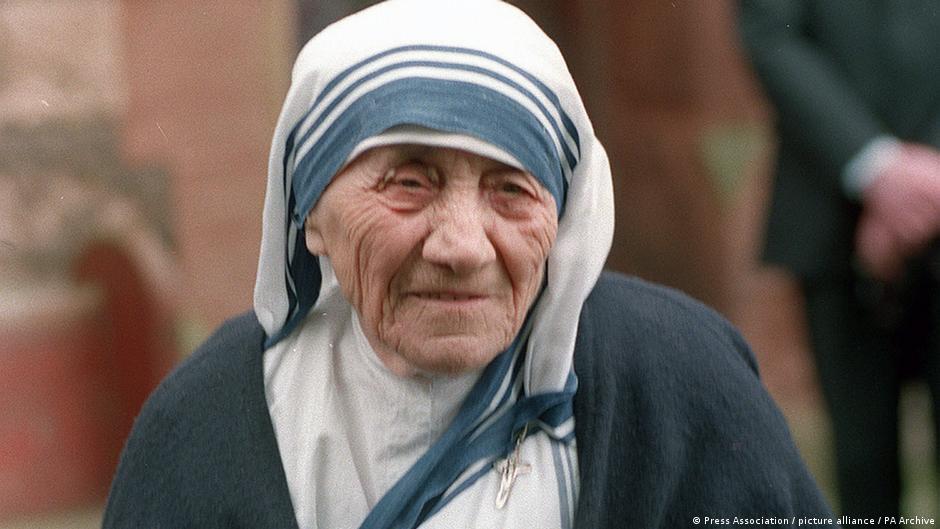 Ikonë me plasaritje  Film i ri për nënë Terezën