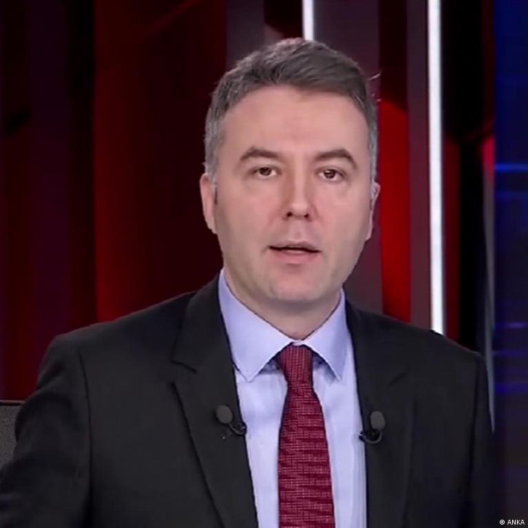 Mehmet Akif Ersoy'a "uyuşturucu" soruşturmasında gözaltı