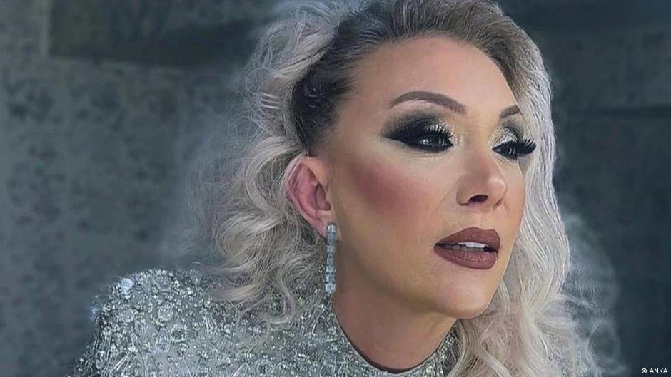 Şarkıcı #Güllü'nün ölümüne ilişkin yürütülen soruşturmada sanatçının kızı Tuğyan Ülkem Gülter tutuklandı