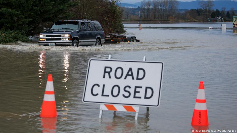 US: Thousands ordered to evacuate after heavy flooding in Washington state