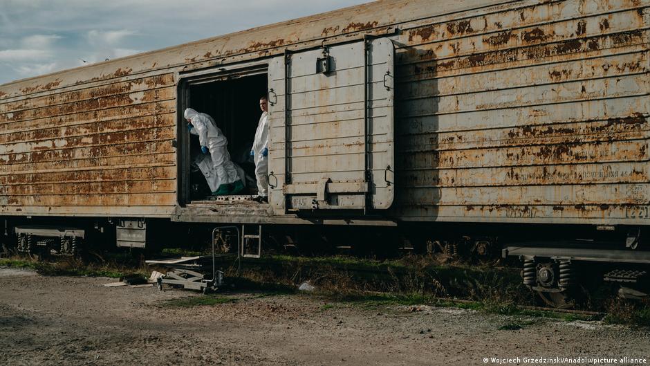В Україну повернули тіла тисячі загиблих військових