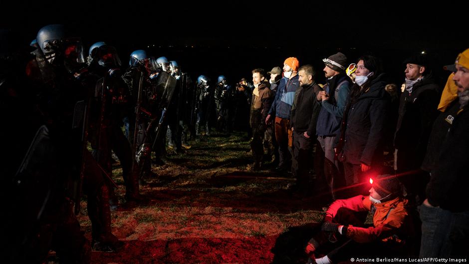 French police clear farmers protecting cows from culling