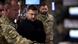 El presidente de Ucrania, Volodimir Zelenski, visita el frente de guerra en Zaporiyia, en el Donbás. Junto a él, dos miembros del Ejército ucraniano. (Archivo). El presidente de Ucrania, Volodimir Zelenski, visita el frente de guerra en Zaporiyia, en el Donbás. Junto a él, dos miembros del Ejército ucraniano. (Archivo).