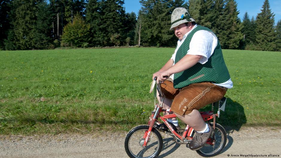 A German tip for your New Year's resolutions  DW  12/16/2025