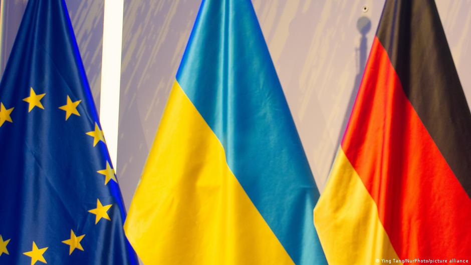 ФРН зміцнює співпрацю з Україною у галузі оборонпрому – DW – 15.12.2025