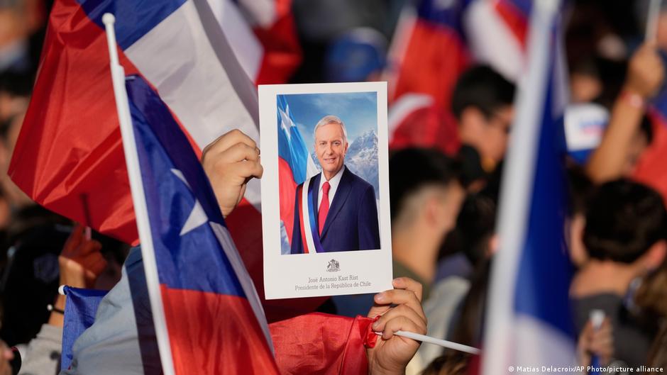 Ultraderechista José Kast gana elecciones en Chile con abrumadora ventaja