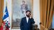 Esta fotografía, difundida por la oficina de prensa de la presidencia chilena, muestra al presidente Gabriel Boric durante la conversación telefónica con el mandatario electo José Antonio Kast, tras conocerse los resultados de la segunda vuelta electoral en Chile. (14.12.2025) Esta fotografía, difundida por la oficina de prensa de la presidencia chilena, muestra al presidente Gabriel Boric durante la conversación telefónica con el mandatario electo José Antonio Kast, tras conocerse los resultados de la segunda vuelta electoral en Chile. (14.12.2025)