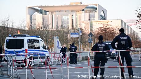 Βερολίνο: Σε "κρίσιμο σημείο" οι επαφές για την Ουκρανία