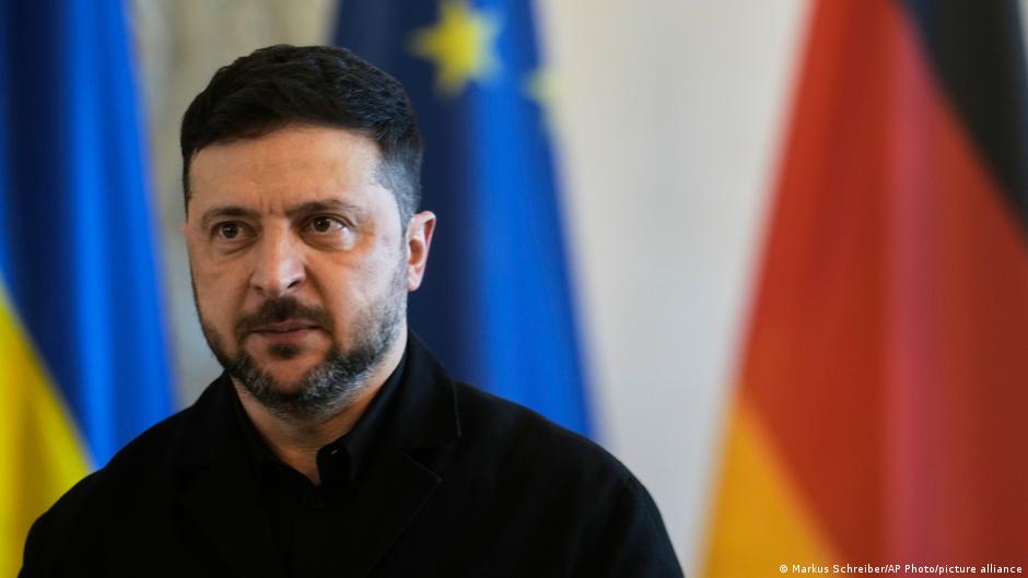 Zelenski continúa las negociaciones en Berlín – DW – 15/12/2025