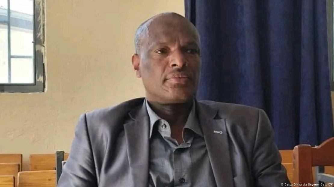 አቶ ደስታ ዲንቃ ፤ ፖለቲከኛ