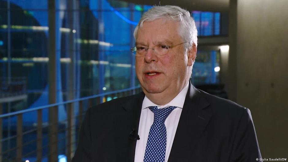 German lawmaker: Putin should now 'take what's on the table' – DW – 12