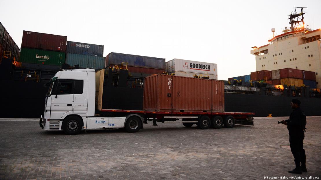 گزشتہ برس بھی بھارت، پاکستان اور کئی وسطی ایشیائی ممالک افغانستان کی برآمدات کے سب سے بڑے مقامات میں شامل رہے