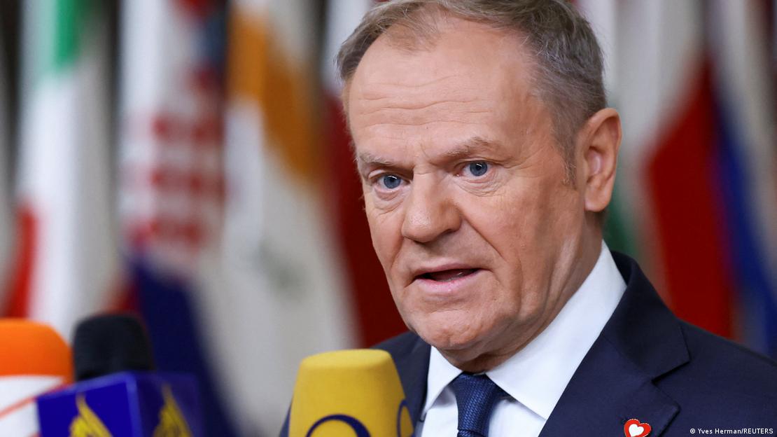 Полскиот премиер Доналд Туск говори на прес-конференција Полскиот премиер Доналд Туск говори на прес-конференција