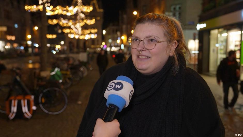 'It's not our money to give away' – DW – 12