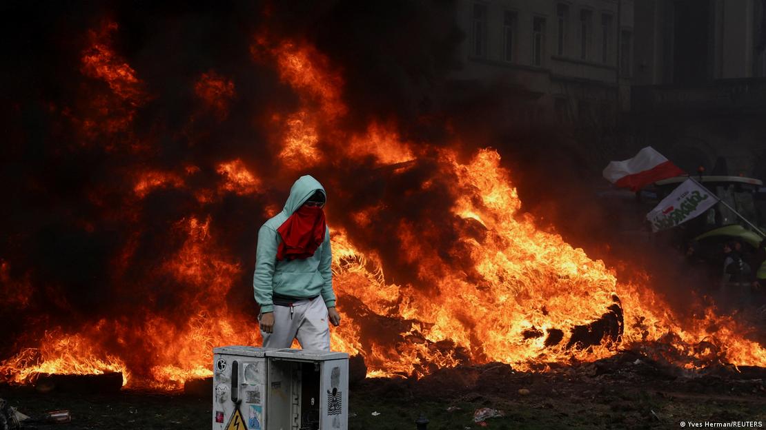Agricultores europeos han protagonizado violentas protestas en Bruselas contra el acuerdo comercial.