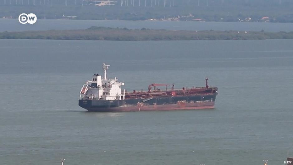 US seizes another oil tanker off Venezuela – DW – 12/20/2025