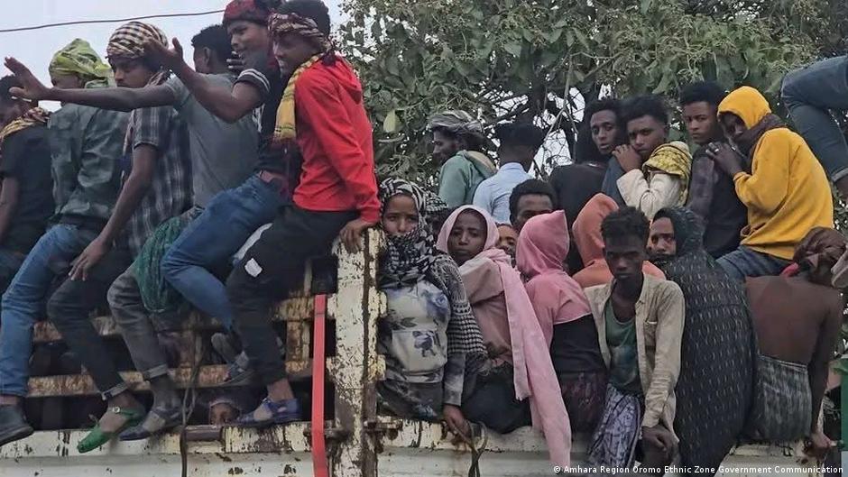 ህጻናትን ጨምሮ በሕገ ወጥ መንገድ ለመኮብል የሞክሩ ከ700 በላይ ወጣቶች መያዛቸዉ