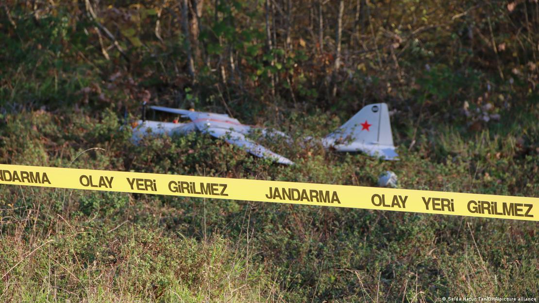 Kocaeli'nde bulunan İHA'nın yakınlarına emniyet şeridi çekildi