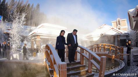 North Korea's Kim Jong Un, daughter open luxury resort – DW – 12 ...