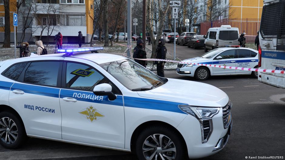 Sprengstoff-Explosion-t-tet-Polizisten-in-Moskau