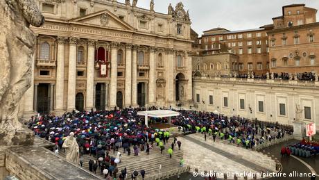 Πάπας εναντίον Τραμπ για τη Βενεζουέλα