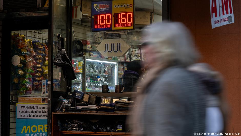 برنده لاتاری آمریکا جک‌پات یک میلیارد دلاری را برد