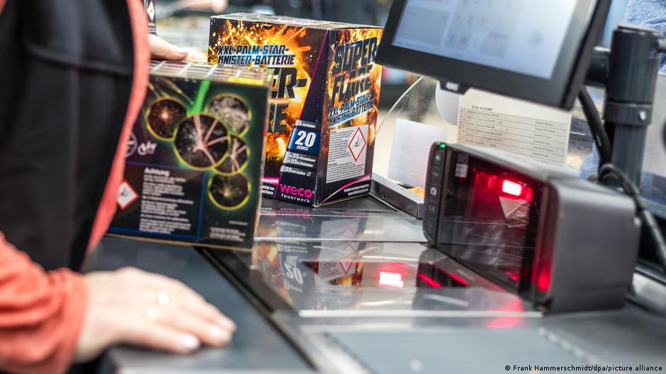 Germany news: Fireworks back on sale, reignite ban debate  DW  12/28/2025
