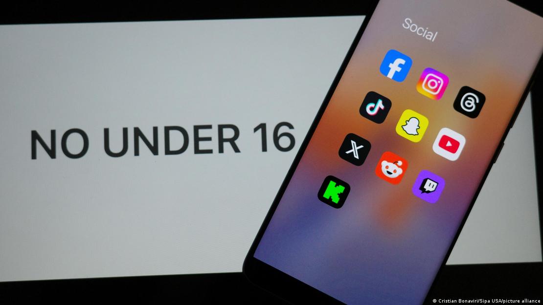 آسٹریلیا میں 16 سال سے کم عمر کے نوجوانوں کے سوشل میڈیا استعمال کرنے پر پابندی (تصویر) حال ہی میں نافذ العمل ہو گئی تھی