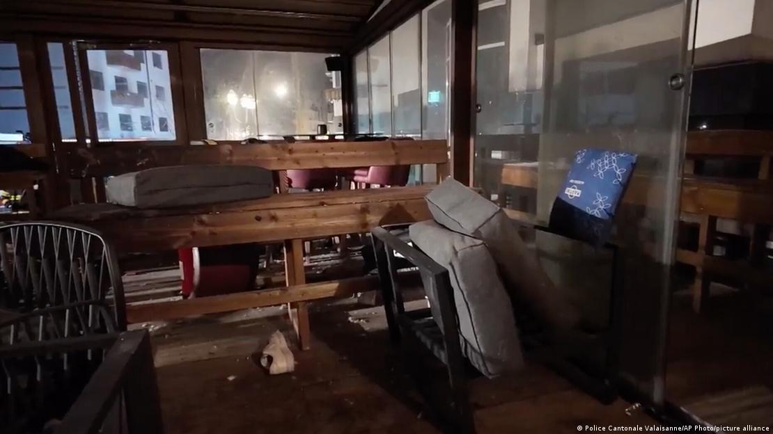 Кран-Монтана, Швајцарија 2026 | Внатрешност на бар по смртоносен пожар за време на новогодишните прослави