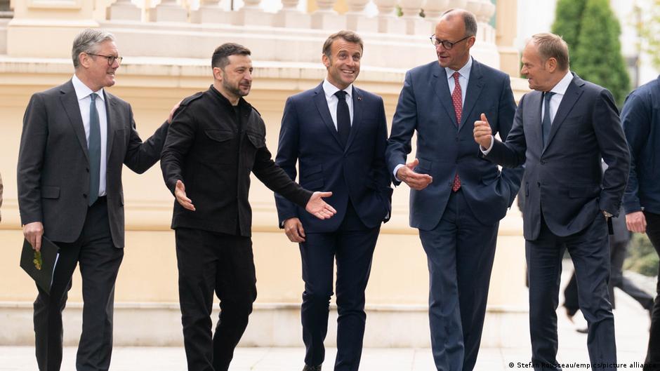 Ukraine updates: Zelenskyy seeks 'concrete results' in Paris