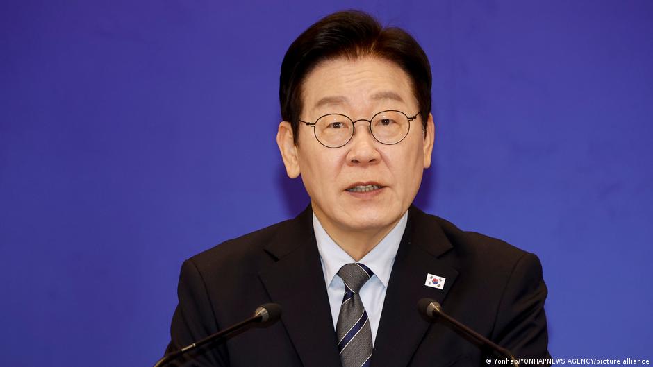 South Korea's Lee asks Xi to play 'mediator' role with North
