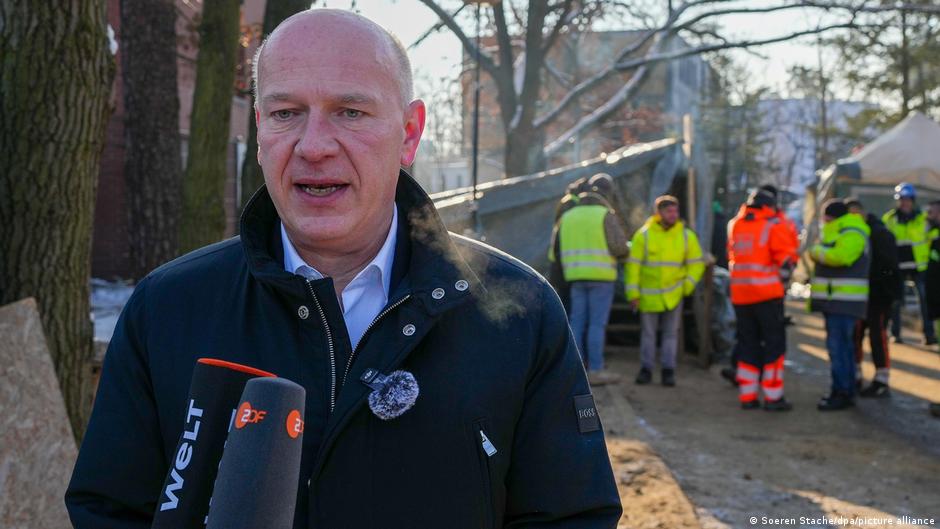 Germany news: Berlin mayor under fire for blackout response