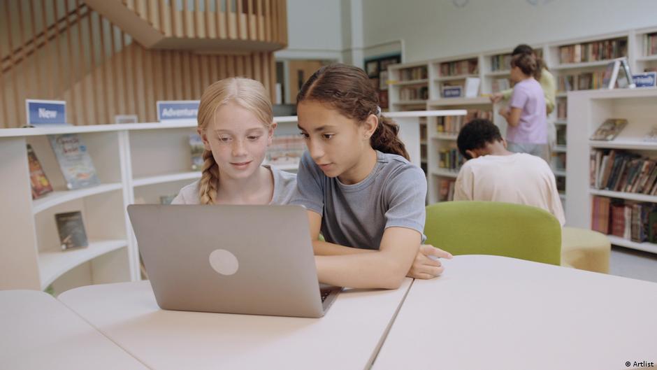 Inteligjenca Artificiale po hyn në shkolla  A është Ballkani gati 