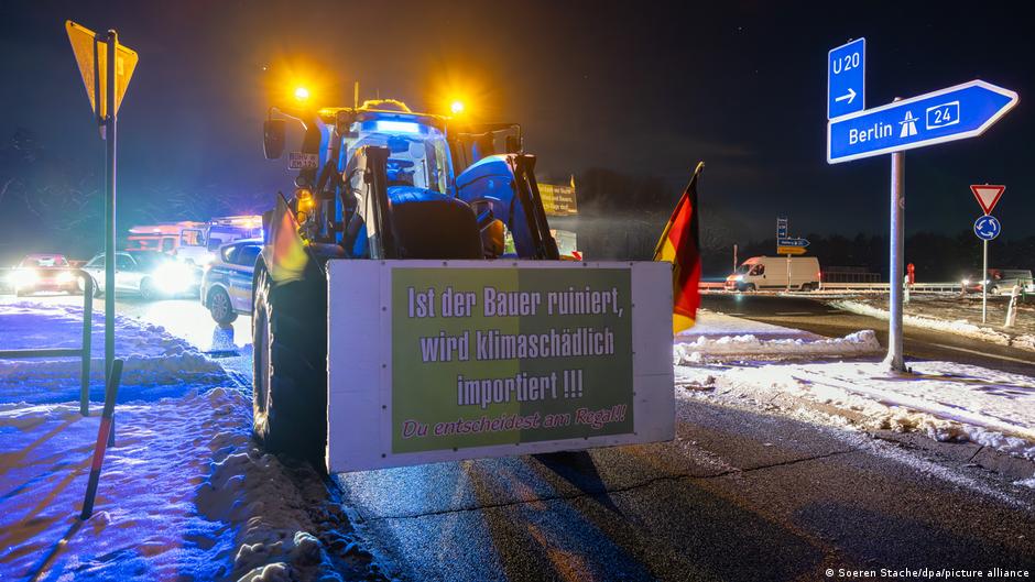 Berlin: Protesty rolników. Za środowiskiem, przeciwko Mercosur.